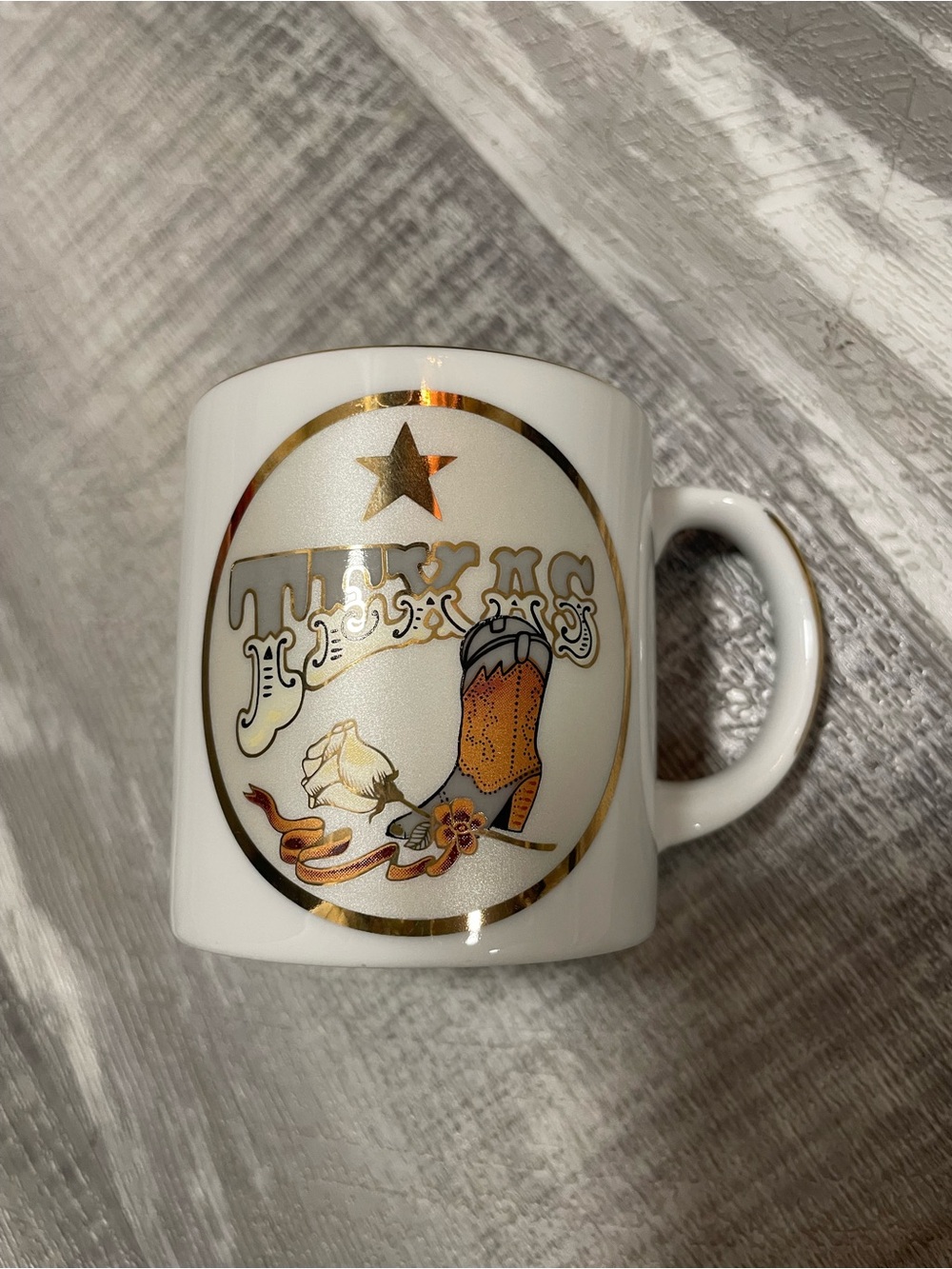 Vintage White Gold-Accent 'Texas' Decorative Mug